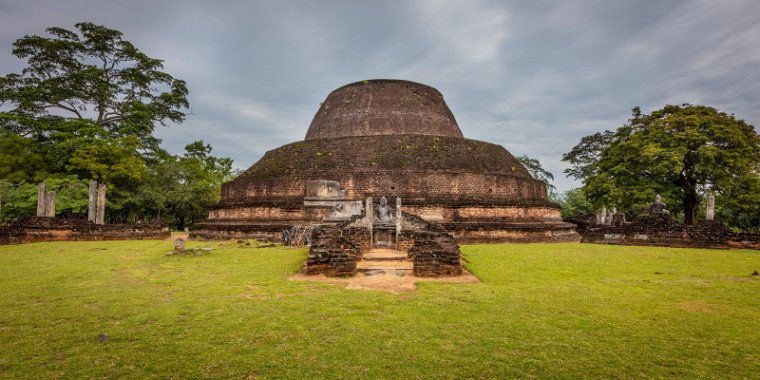 028 Polonnaruwa, pabalu vehera.jpg